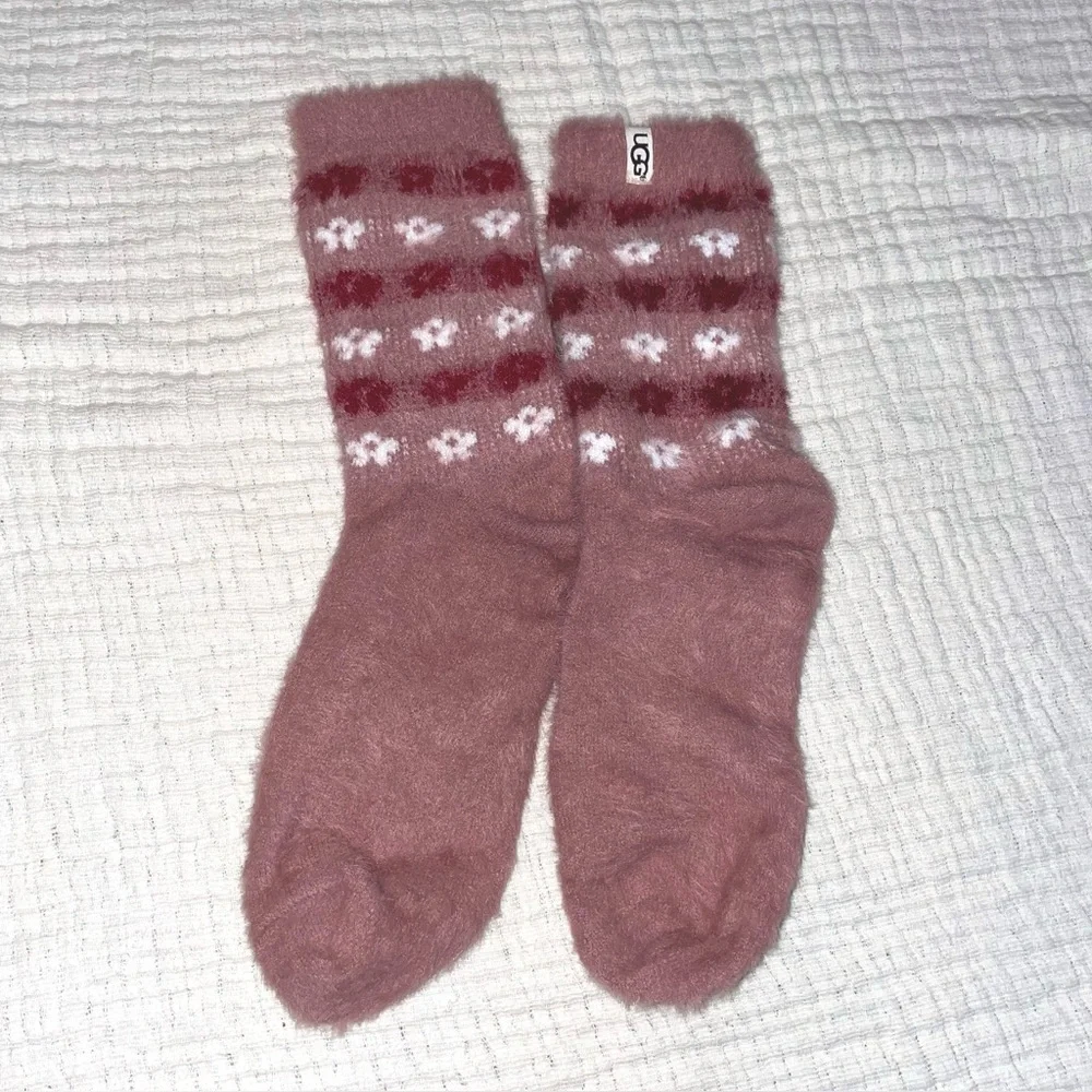 UGG Fuzzy Crew Socks Women’s Medium Brown  Red Floral & Nordic 2 Pair Soft NEW